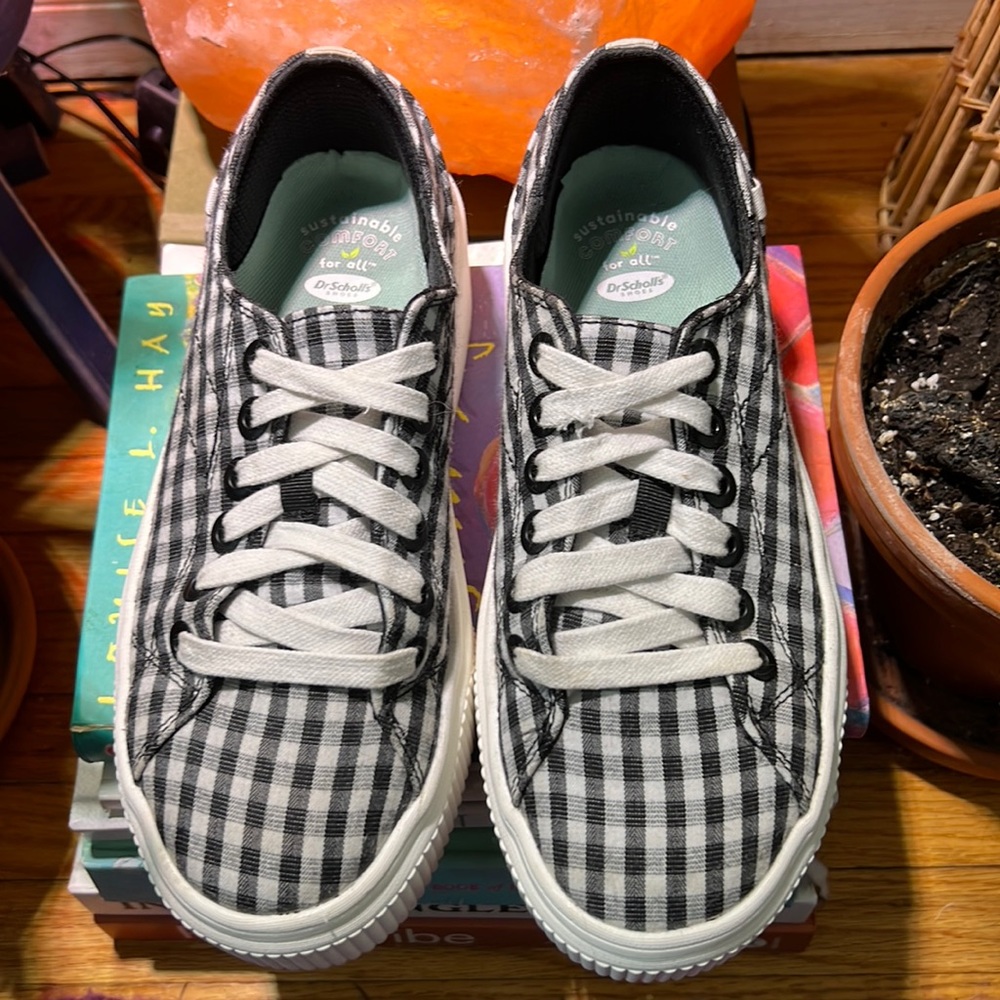 Dr. Scholl’s “For Now” Platform Sneaker